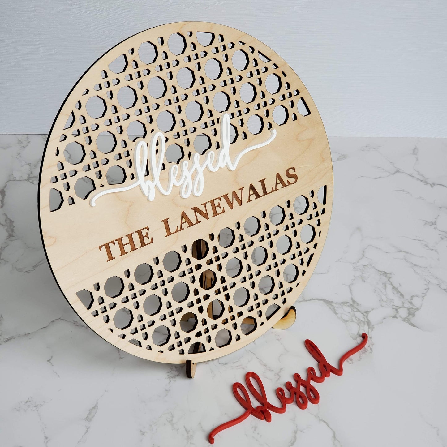 Family Name Round Rattan Sign