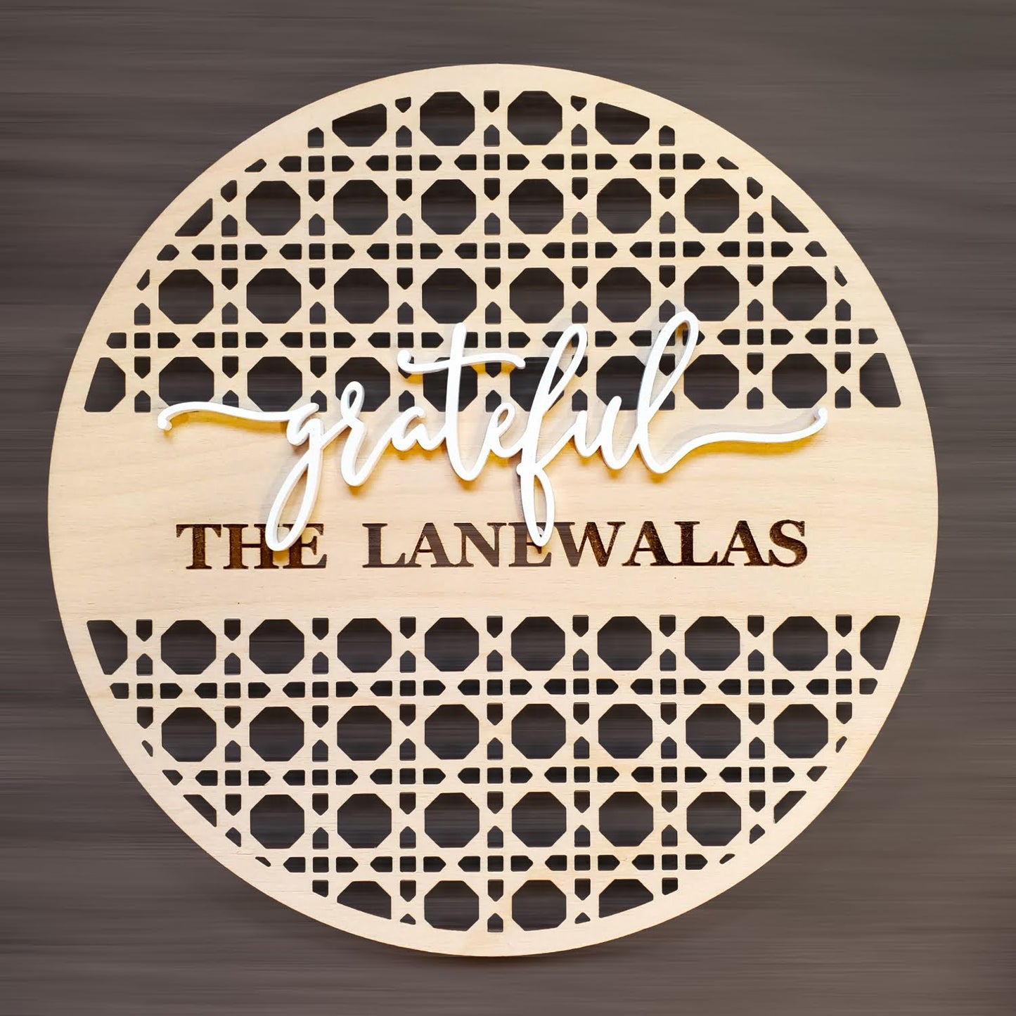Family Name Round Rattan Sign